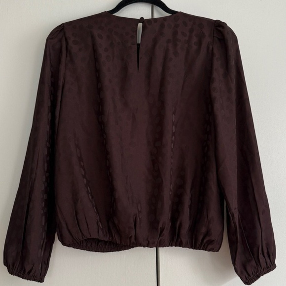 Ann Taylor Petite SP Brown Jacquard Dot Blouse Long Sleeve Officecore Work - Picture 2 of 7